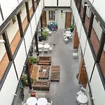 Mad4You Hostel